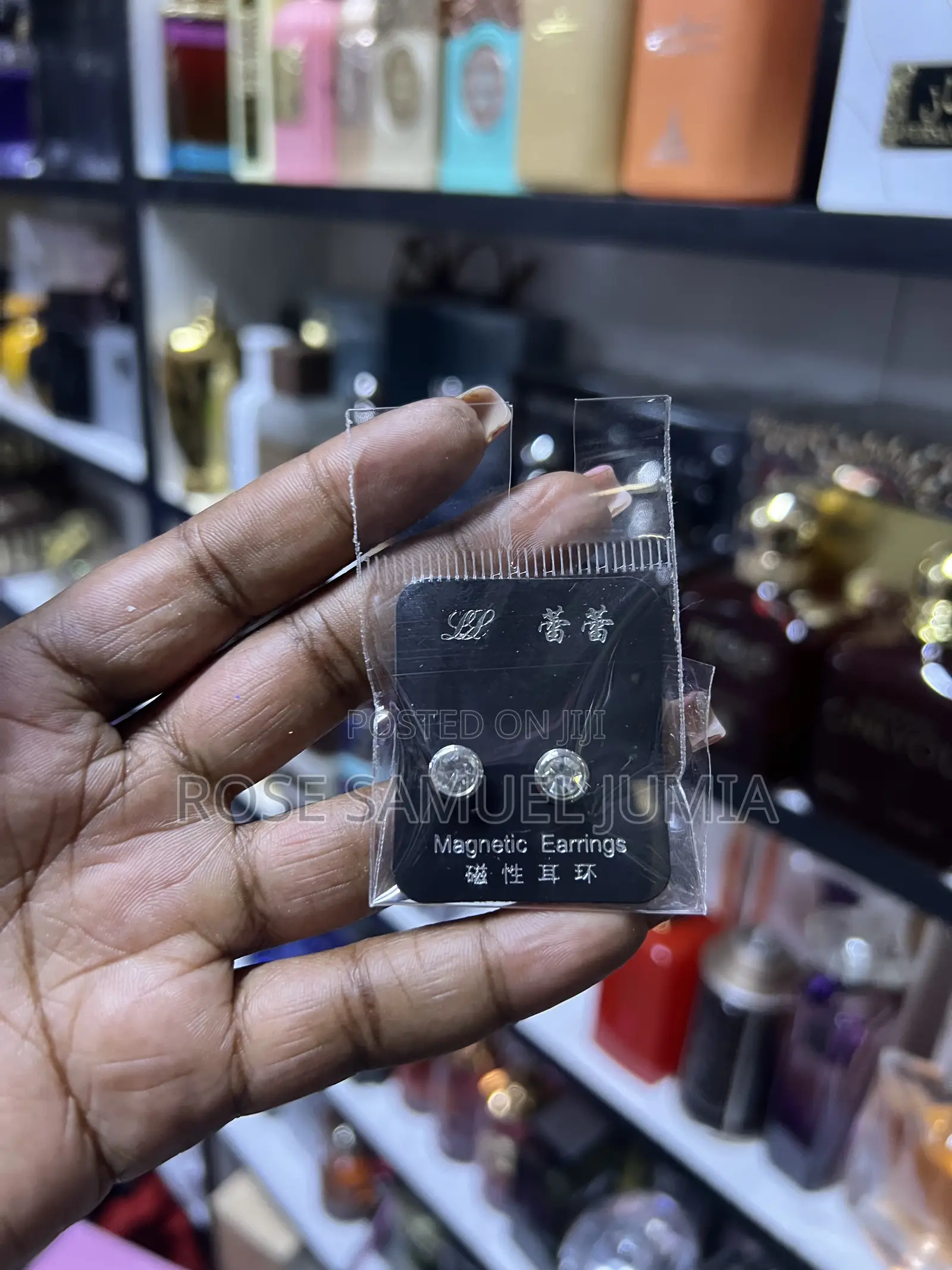 Magnetic Studs