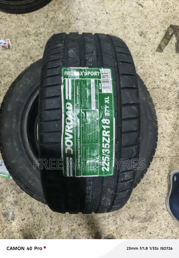 225/35zr18 Dovroad