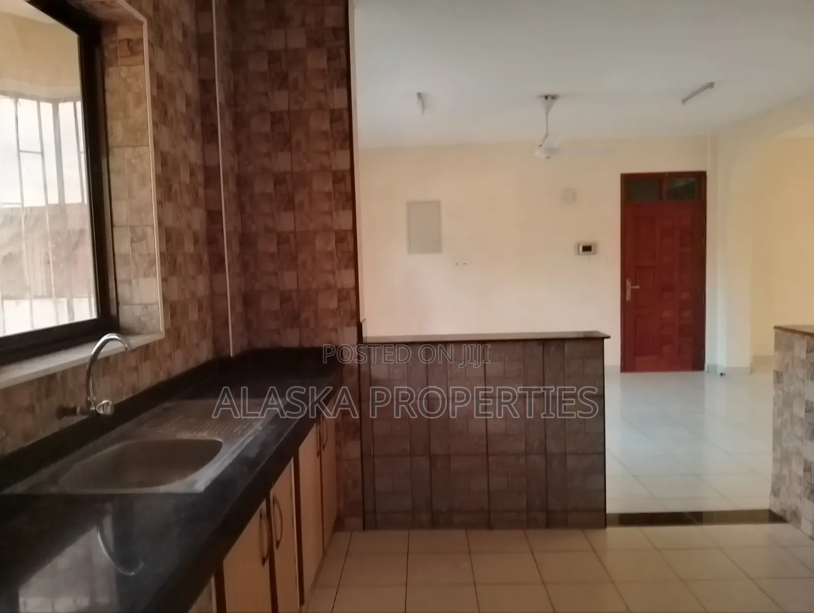 3bdrm Apartment in Nyali Cinemax for rent