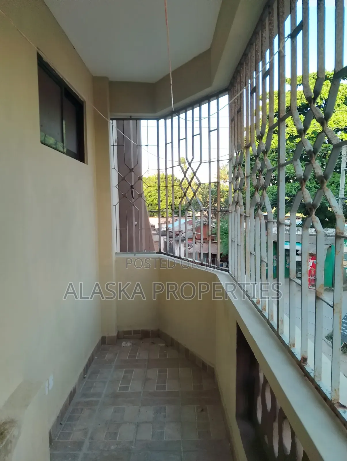 3bdrm Apartment in Nyali Cinemax for rent