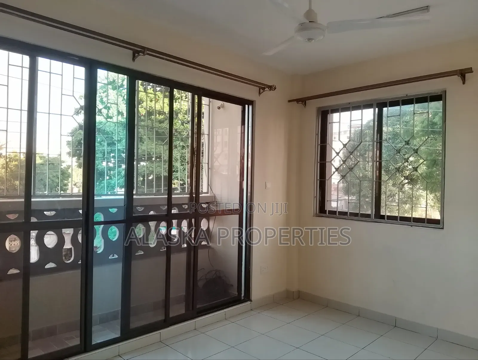 3bdrm Apartment in Nyali Cinemax for rent