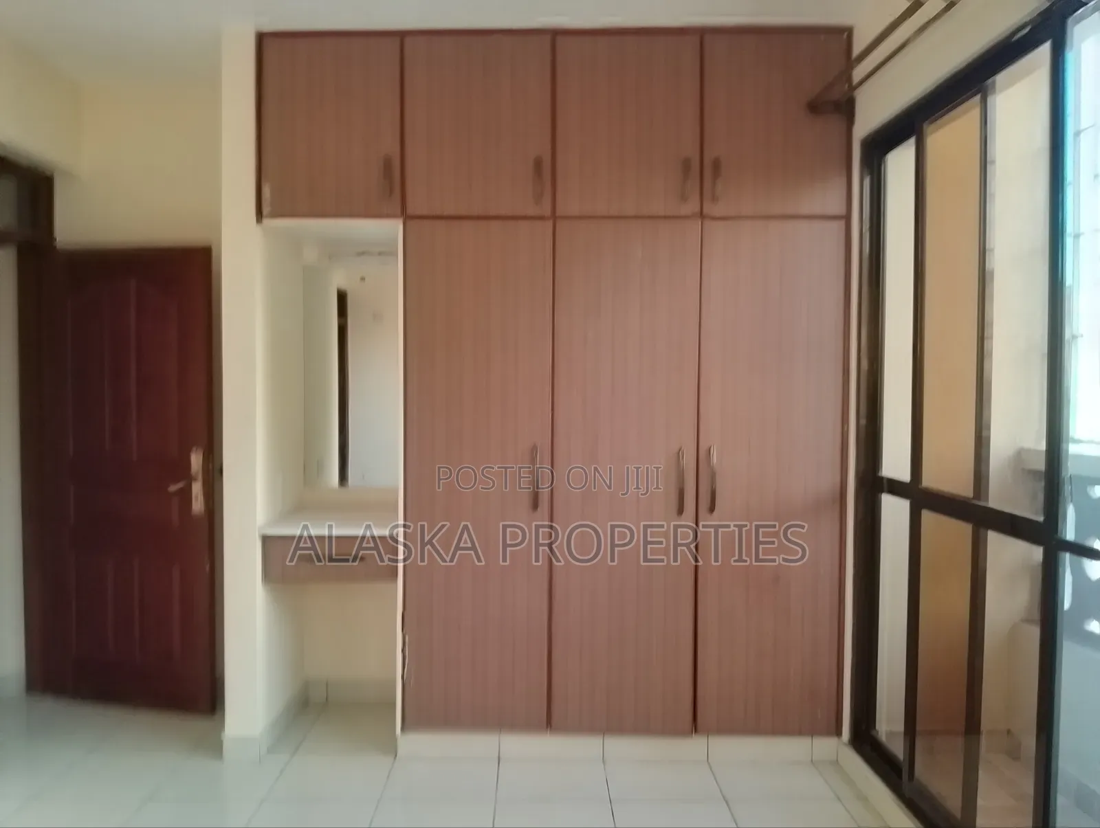 3bdrm Apartment in Nyali Cinemax for rent