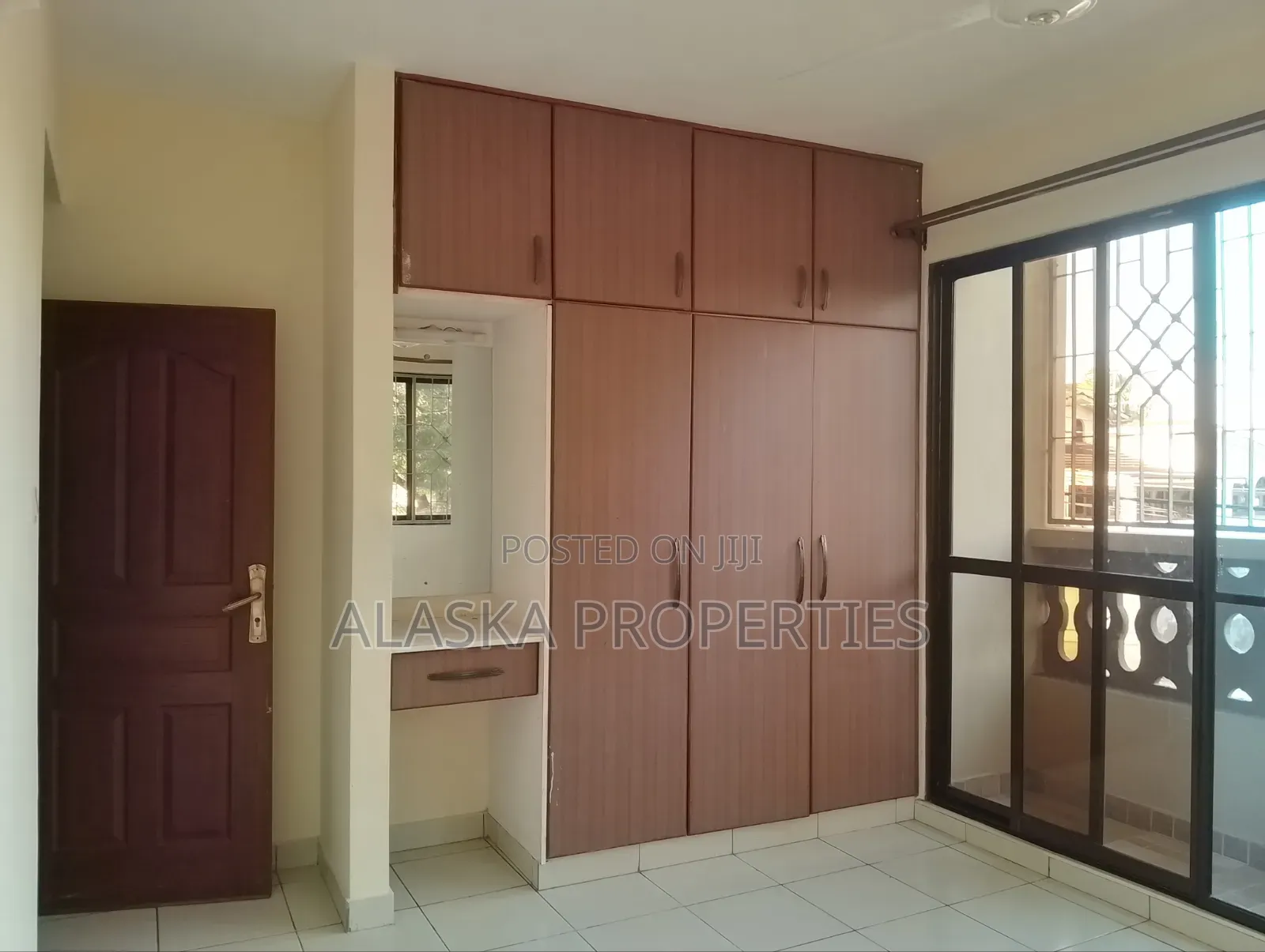 3bdrm Apartment in Nyali Cinemax for rent