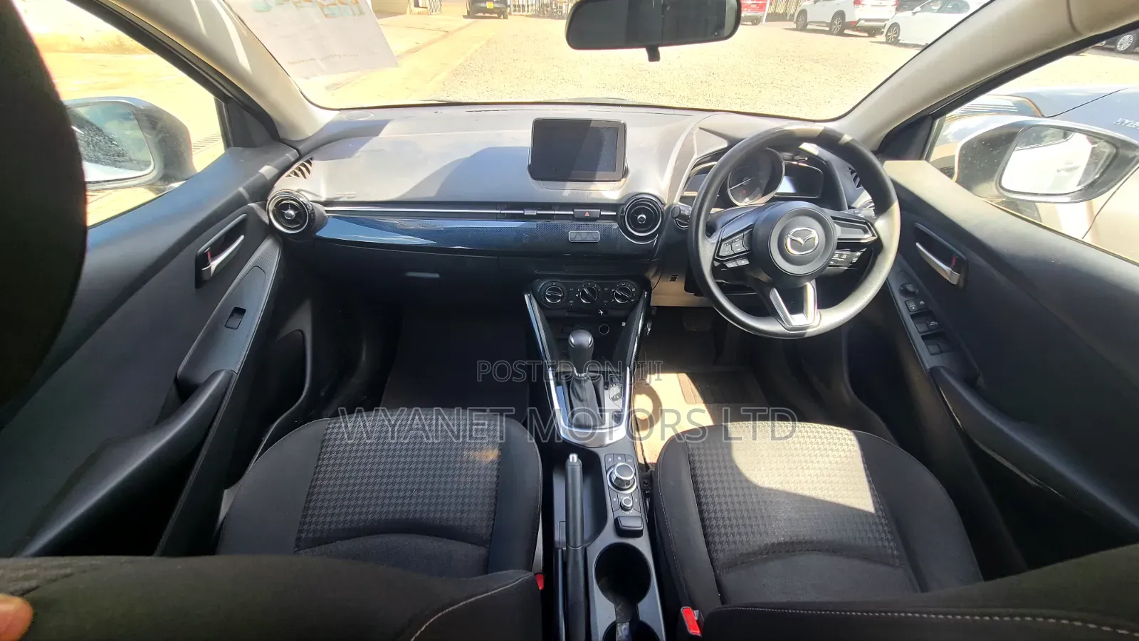Mazda Demio 2018 White