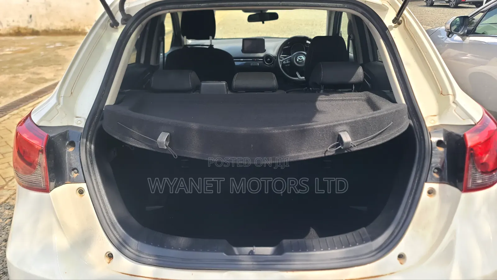 Mazda Demio 2018 White