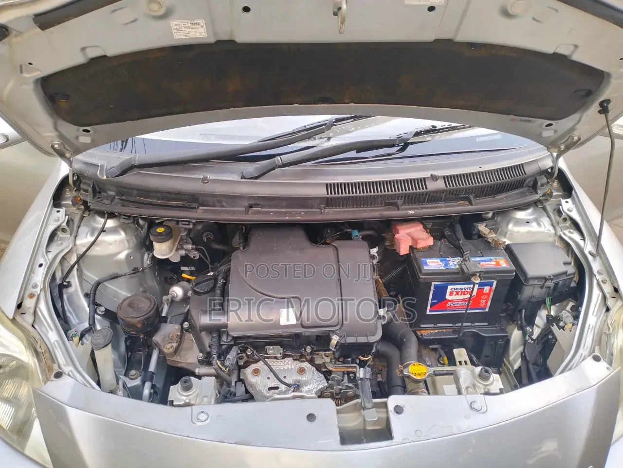 Toyota Belta 2010 Silver