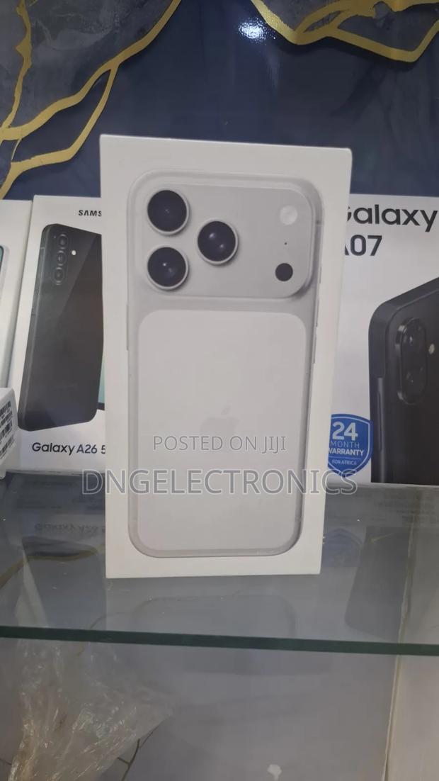 New Apple iPhone 17 Pro 256 GB Silver