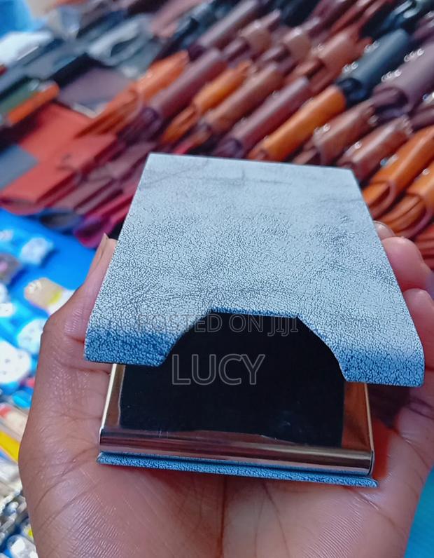 Card Holder - thumbnail 2