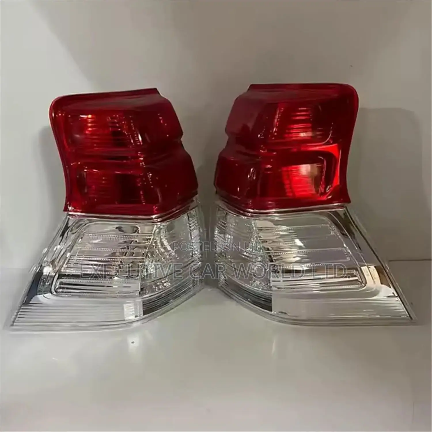 Toyota Prado 150 Pre-Facelift Taillight Assembly