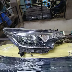 Nissan Note 2018 Headlight RHS Sudi Zenon Part D Clean