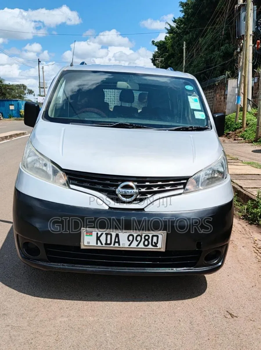 Nissan NV200 2014 Silver