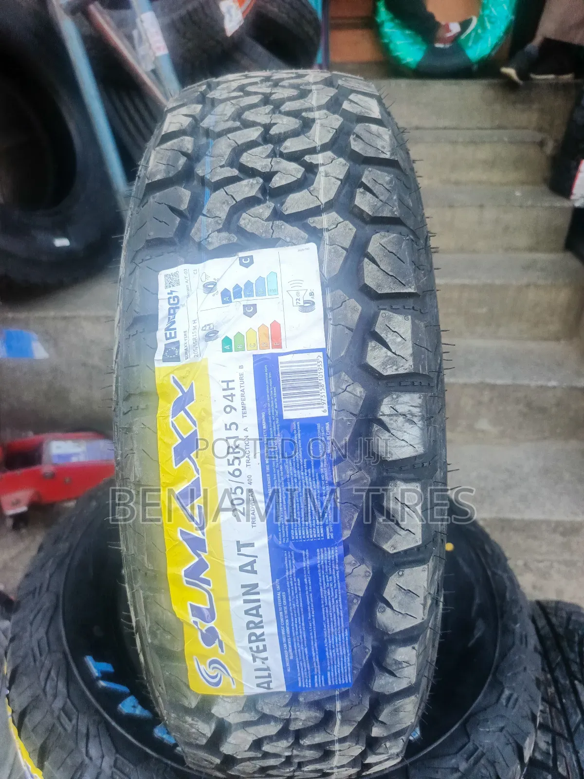 Sumaxx Tires Sizes 205/65r15 a/T for Many Different Cars.