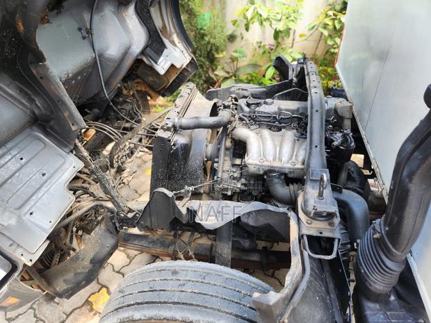 Mitsubishi Canter - thumbnail 6