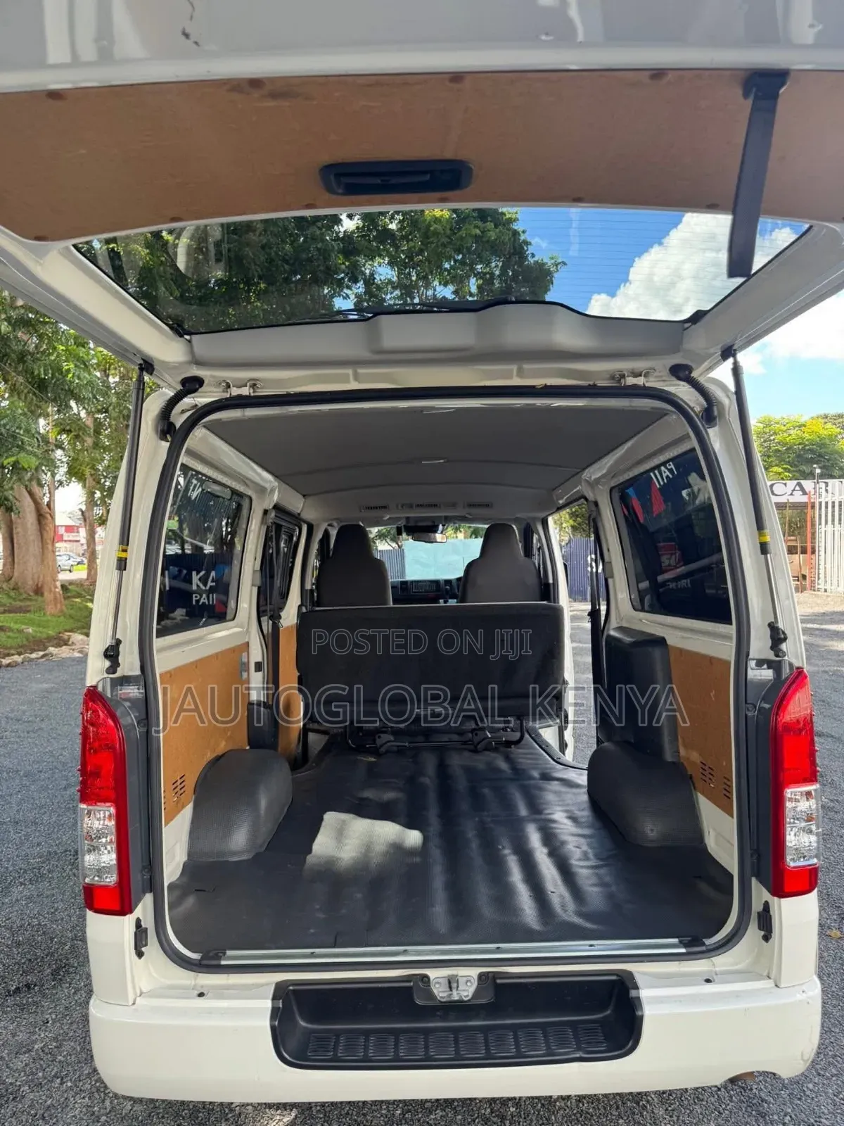 New Toyota HiAce 2019 White