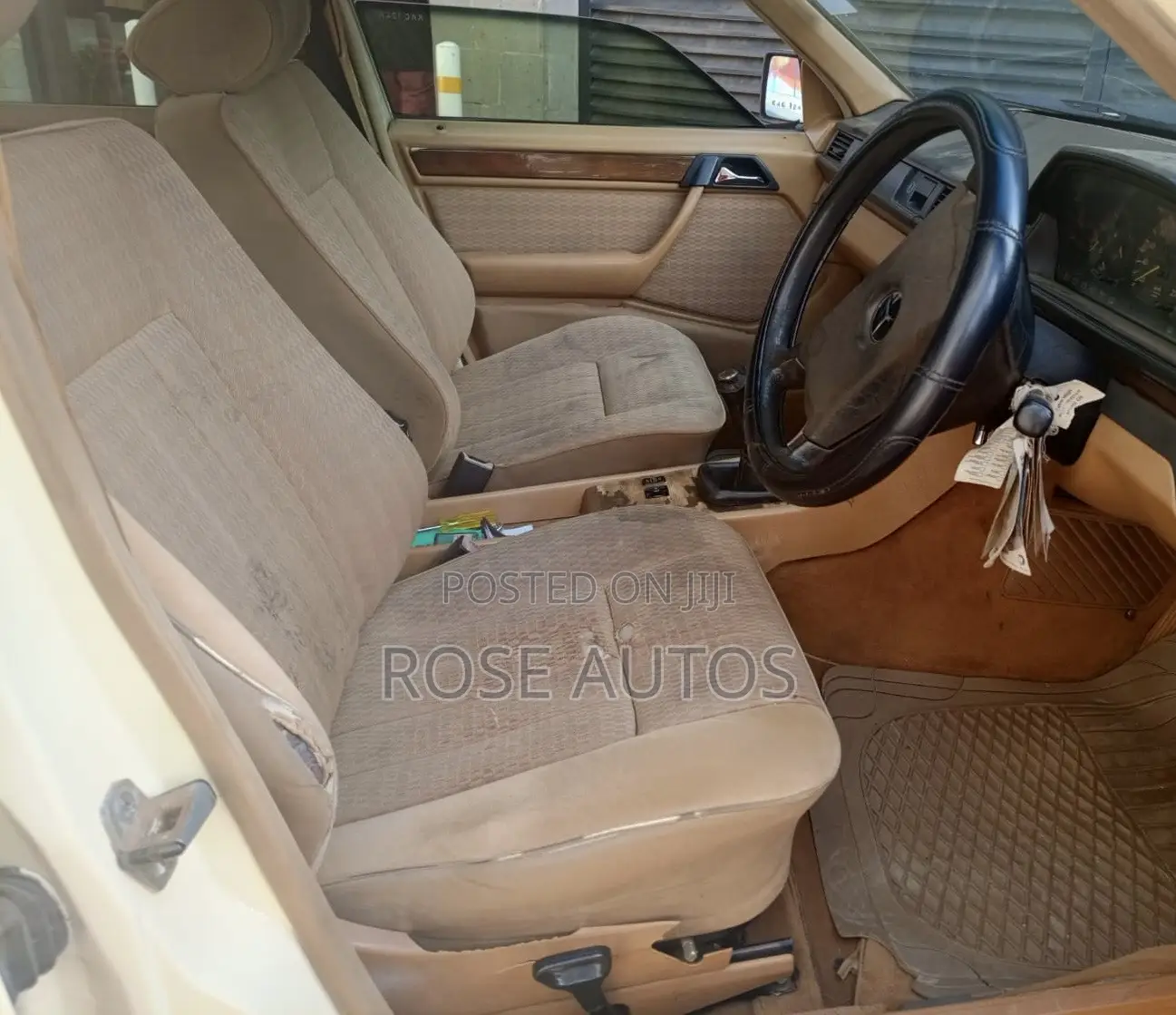 Mercedes-Benz E200 1991 Brown