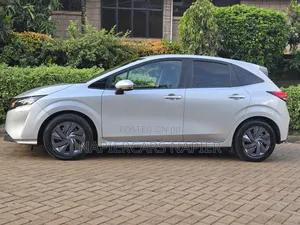 Nissan Note 2021 Silver