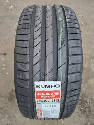 285 /45 R21 Khumo Tires (Ecsta) Korea