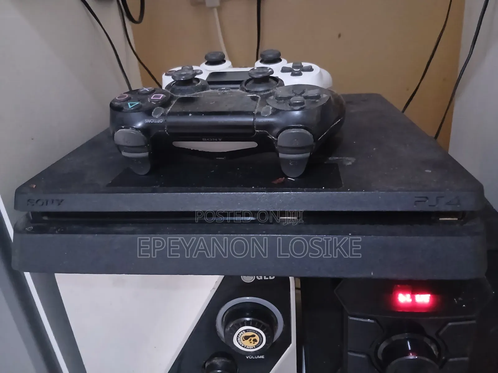 Ps 4 Slim Console