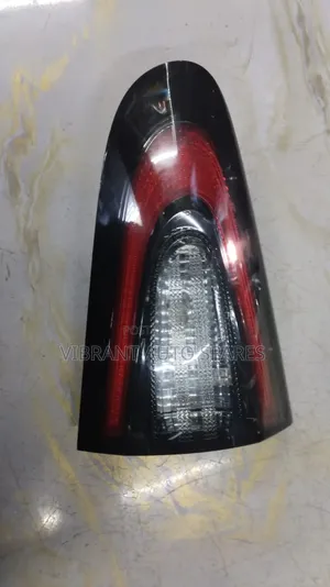 Sienta 2015-2018 Model Bootlight