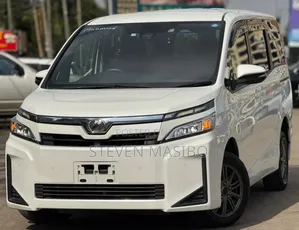 Toyota Voxy 2019 White