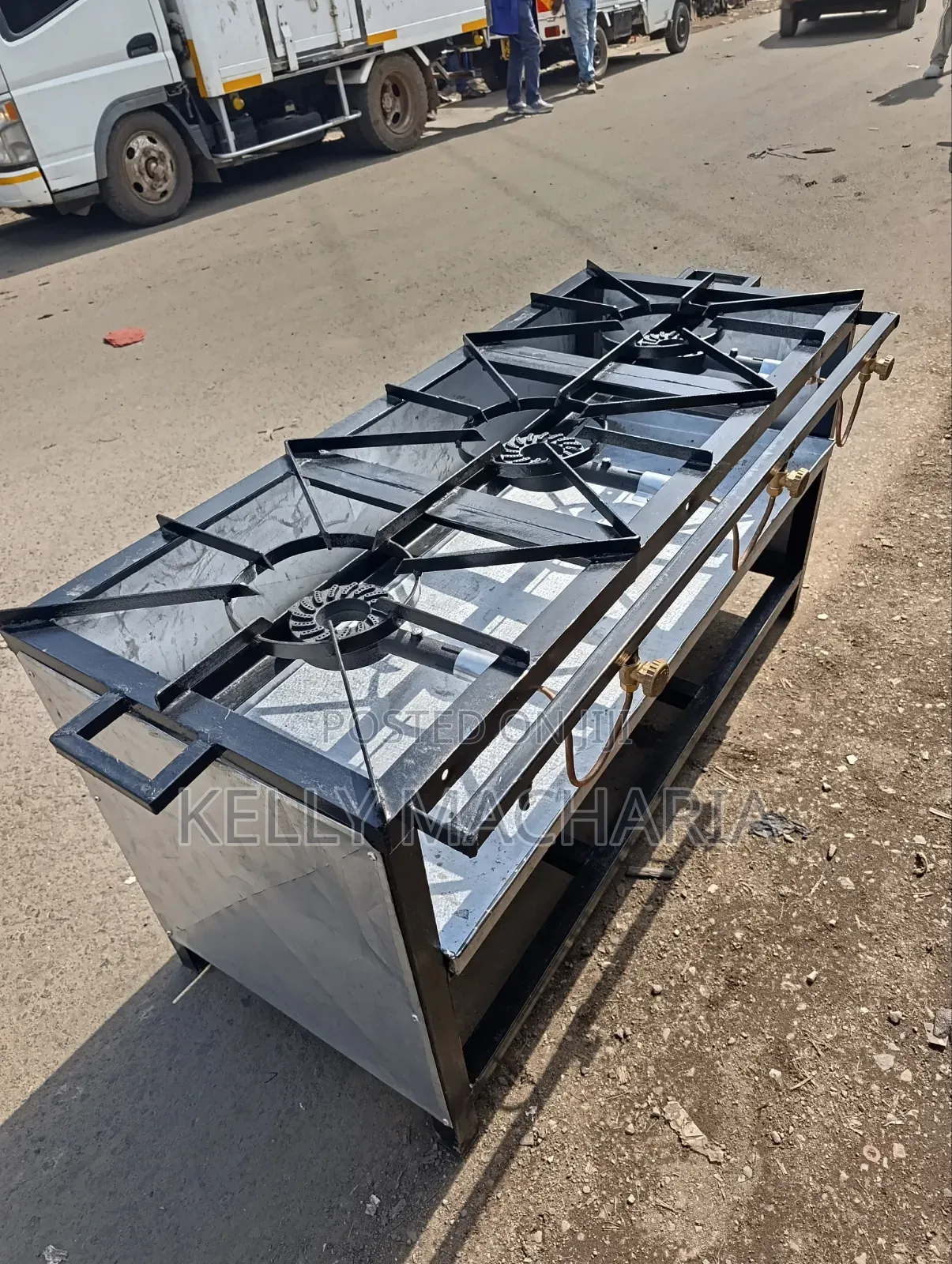 Closed Three Burner Commercial Sizes Burners