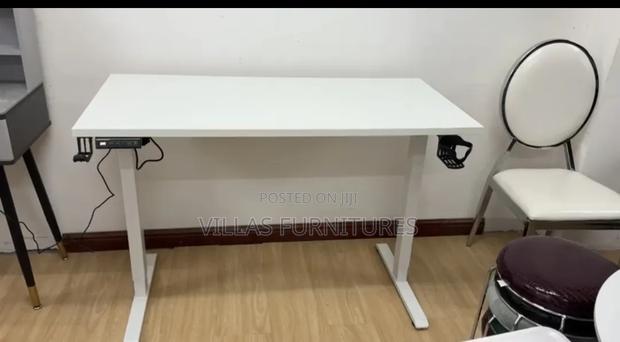 Modern Electric Adjustable Table-Work Study Friendly