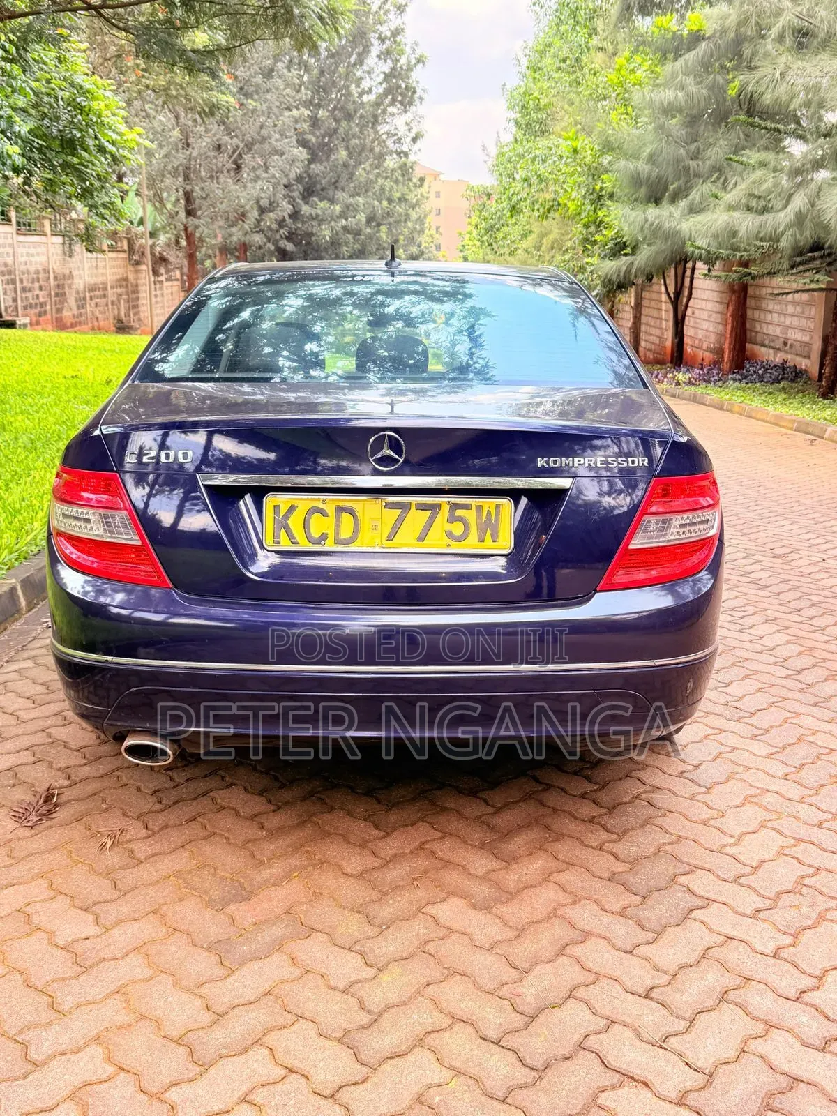 Mercedes-Benz C200 2009 Blue