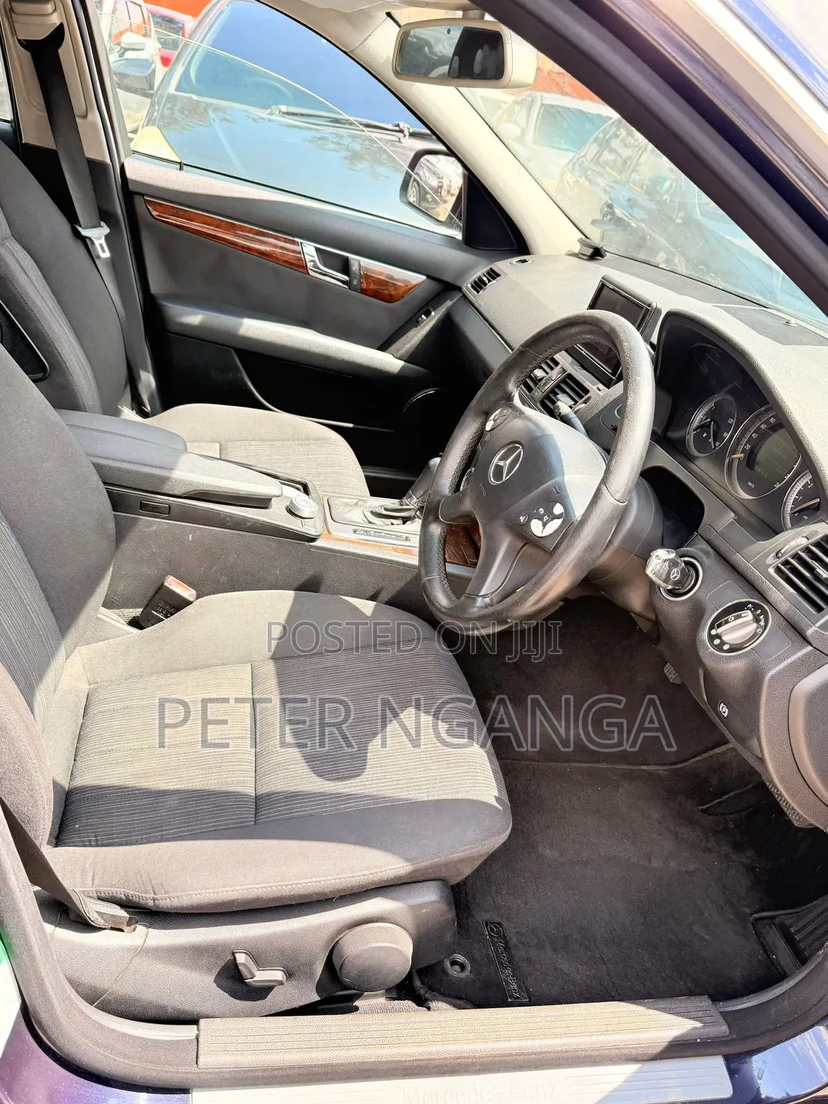 Mercedes-Benz C200 2009 Blue