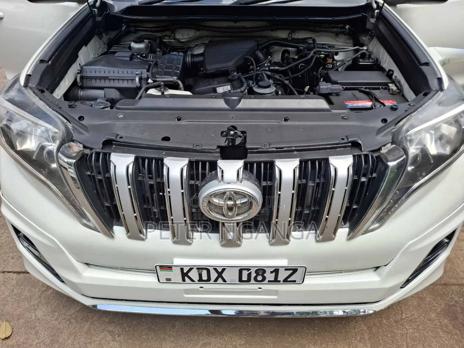 Toyota Land Cruiser Prado 2.7 i 2013 Off white