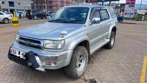 Toyota Hilux Surf 2.7 SSR 2001 Silver