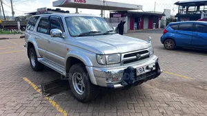 Toyota Hilux Surf 2.7 SSR 2001 Silver