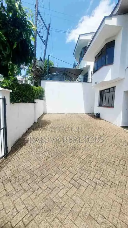 5bdrm Townhouse/Terrace in Riverside Drive for sale