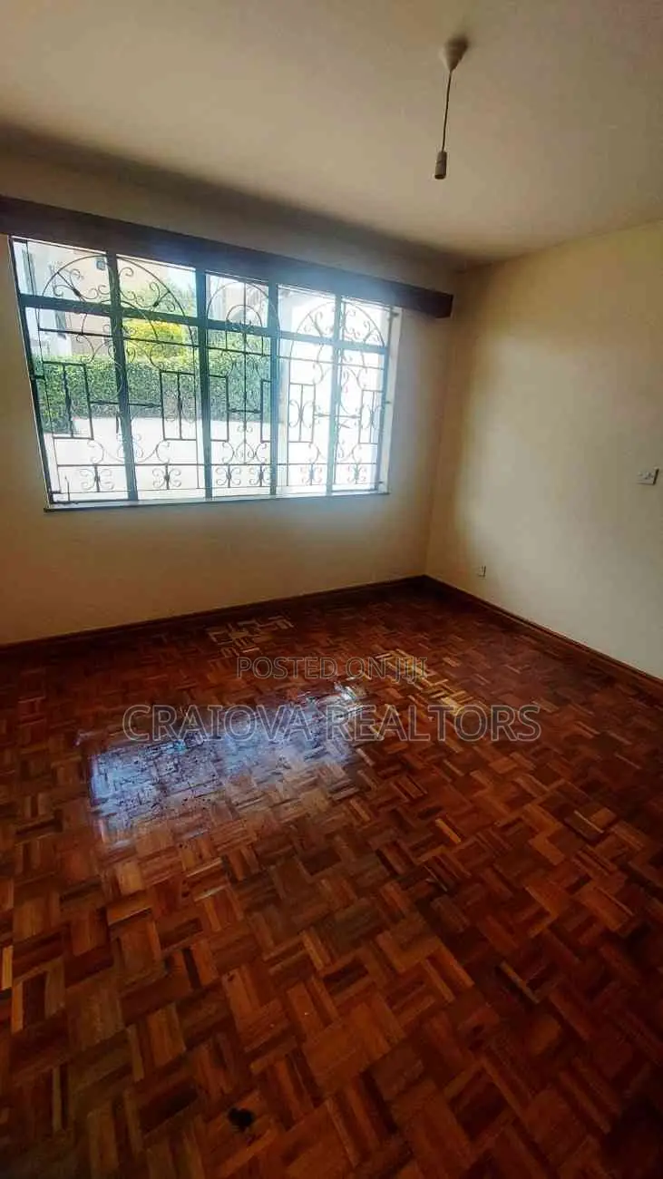 5bdrm Townhouse/Terrace in Riverside Drive for sale