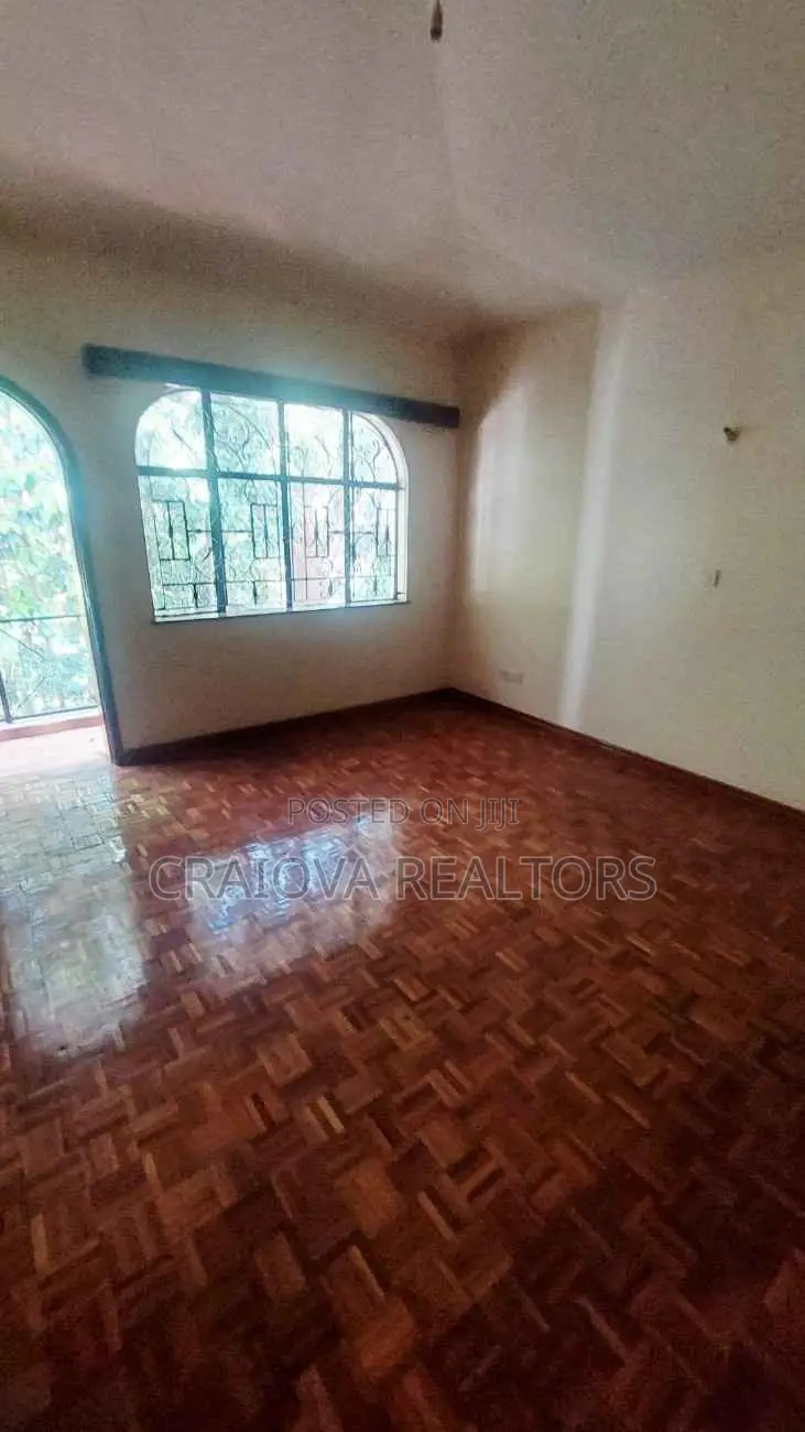 5bdrm Townhouse/Terrace in Riverside Drive for sale