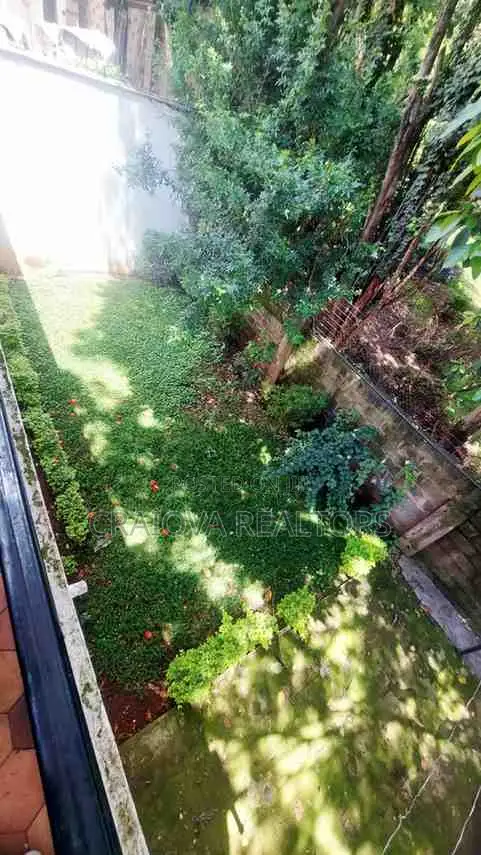 5bdrm Townhouse/Terrace in Riverside Drive for sale