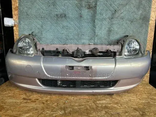 Vitz 2002/2004 Nosecut