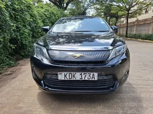 Toyota Harrier 2.0 2015 Matt Black
