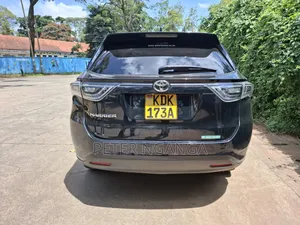 Toyota Harrier 2.0 2015 Matt Black