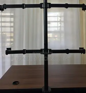 Quad Monitor Stand 
Supports 24 and 27 Inch