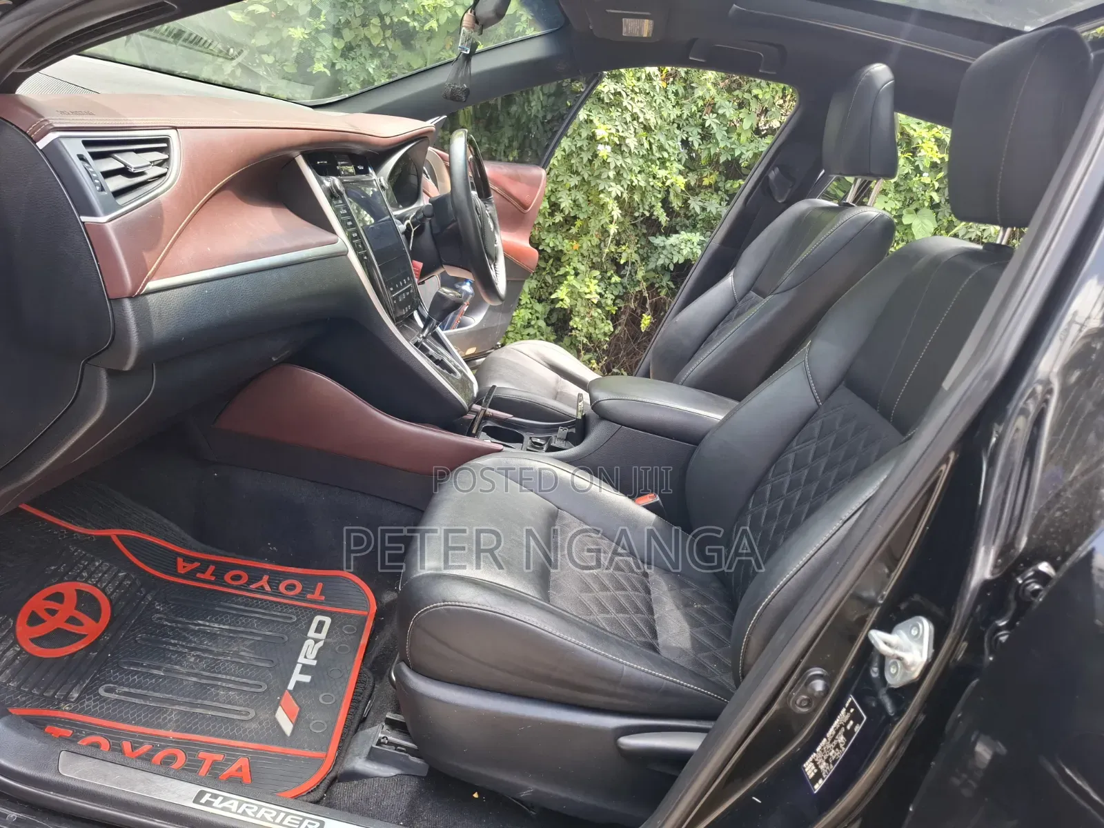 Toyota Harrier 2.0 2015 Matt Black