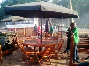 Mahogany 6 Chairs+Table for Parasol Umbrella Shades
