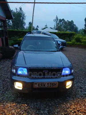 Subaru Forester 2000 Gray