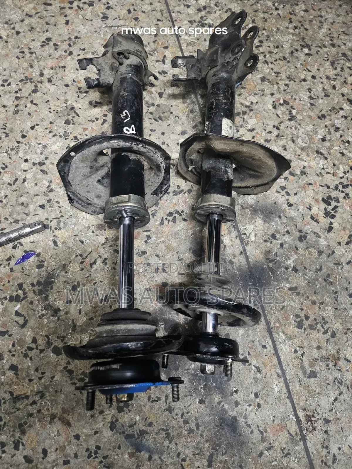 Nissan B15 Shocks