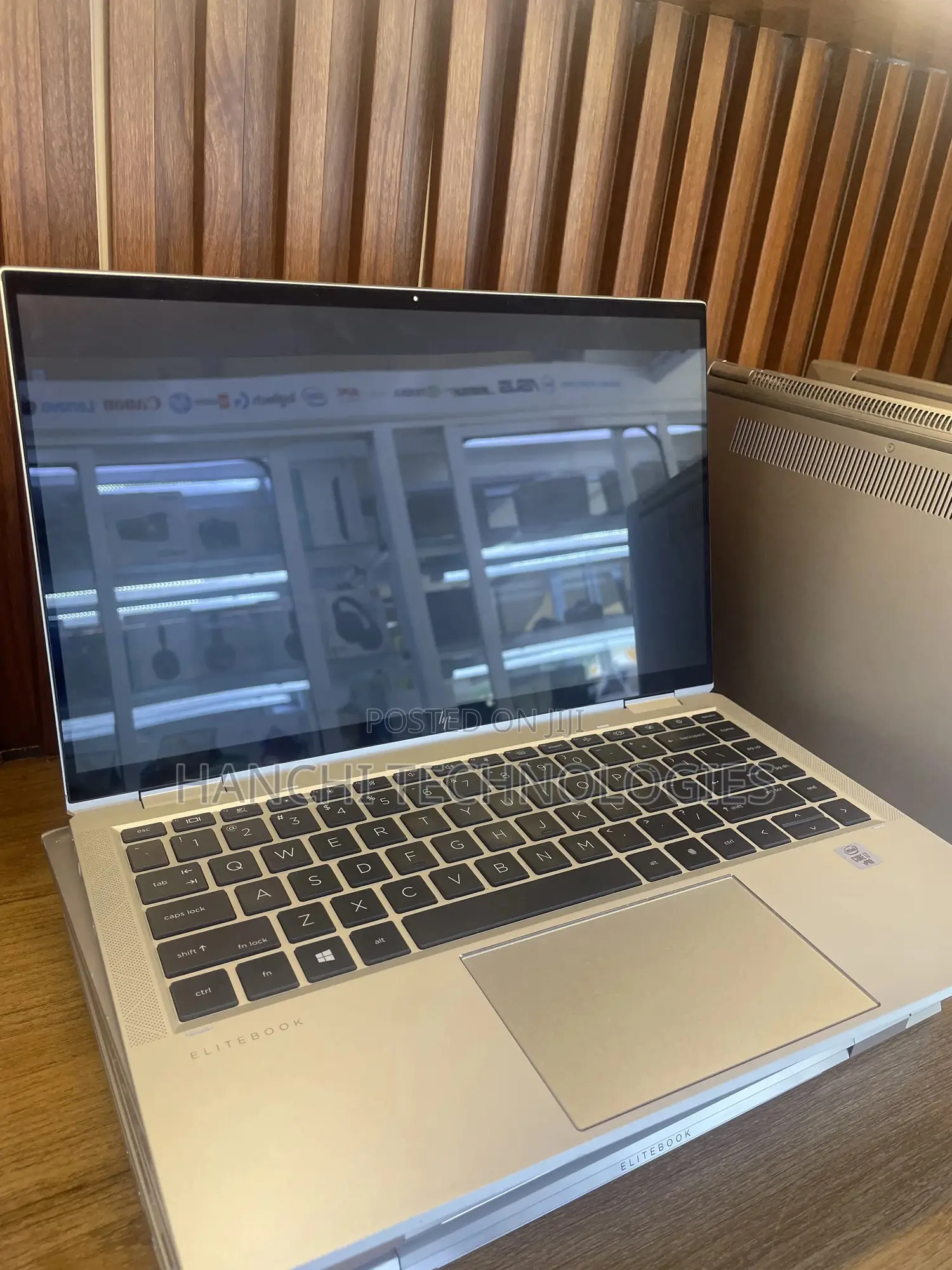 Laptop HP EliteBook 1040 G8 16GB Intel Core i7 SSD 512GB