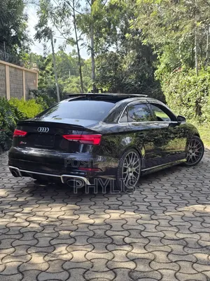 Audi RS3 2018 Black