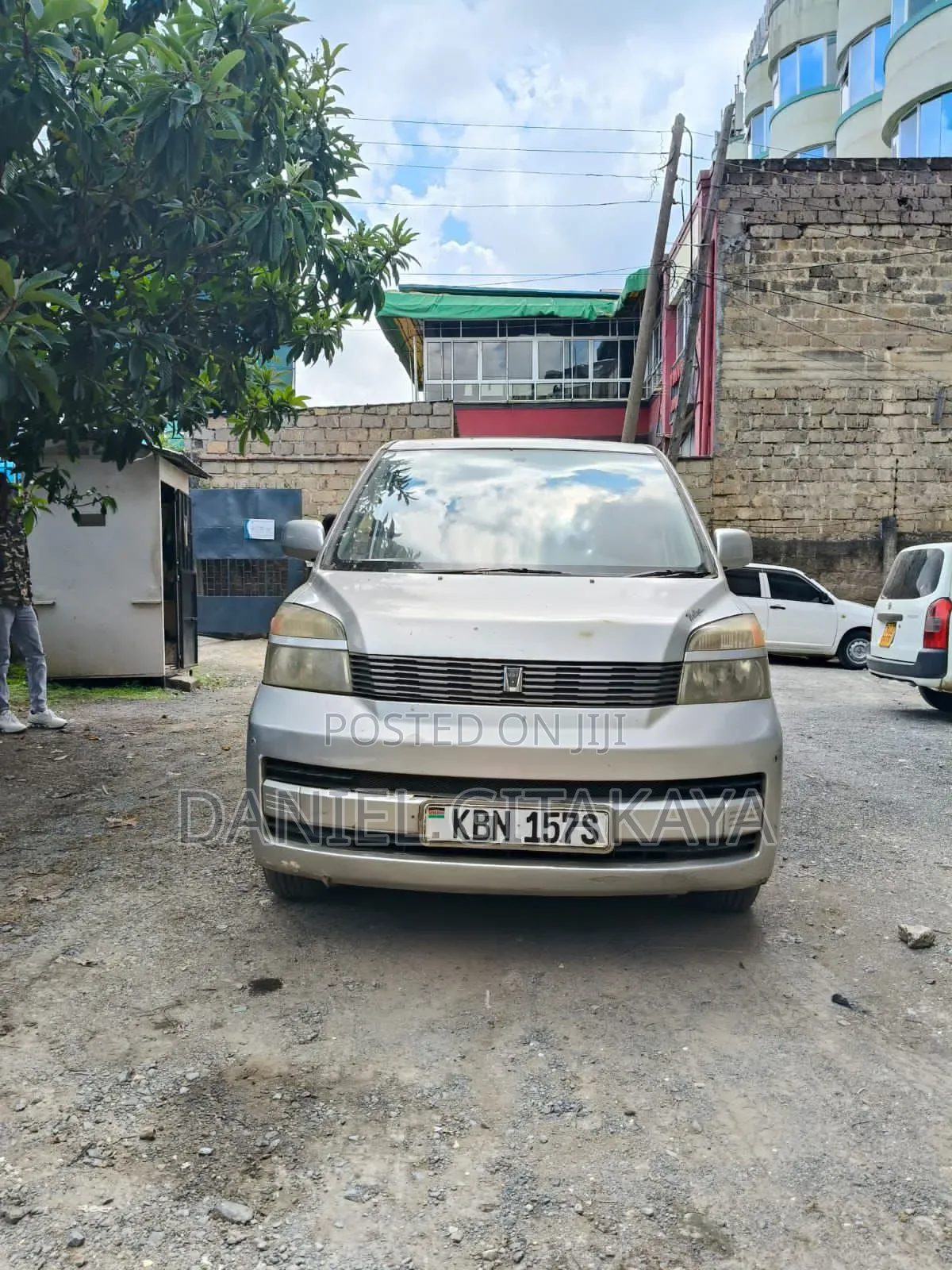 Toyota Voxy 2003 Silver