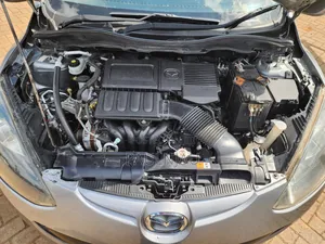 Mazda Demio 2014