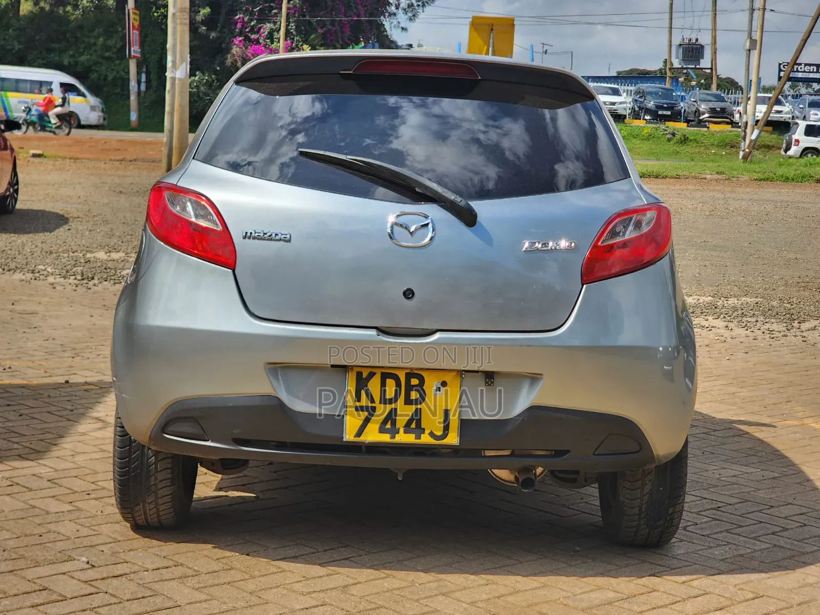 Mazda Demio 2014