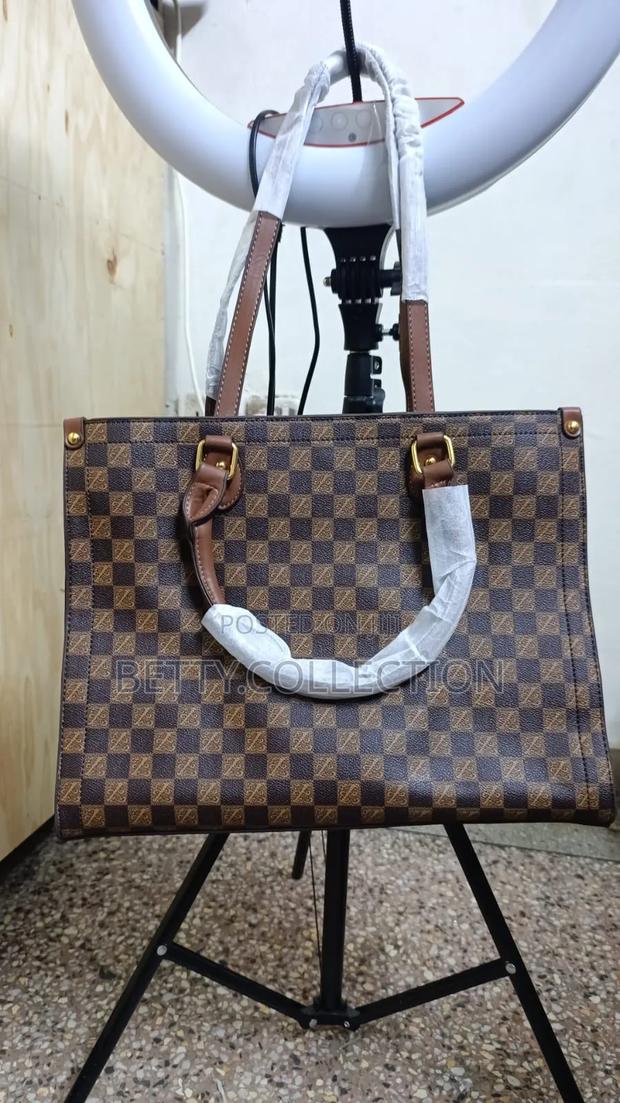Ladies Handbags - thumbnail 2