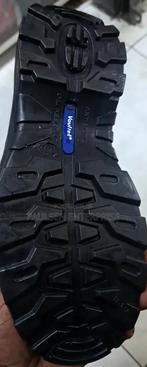 Safety Boot - thumbnail 2